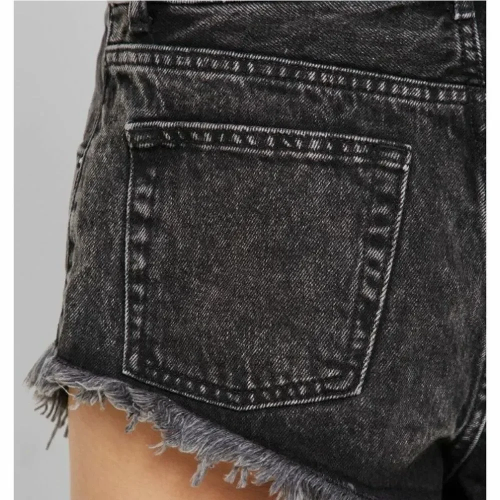 TOPSHOP Kiri High Waist Frayed Cutoff Denim Shorts - Picture 3 of 5